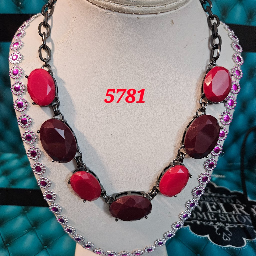 Premier Designs Jewelry Necklace Berrylicious 17$